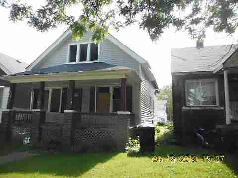 4703 Drexel (2)_m.jpg